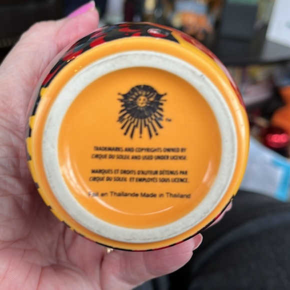 Cirque Du Soleil Orange/Black Mug. No chips or cracks! - Picture 5 of 5